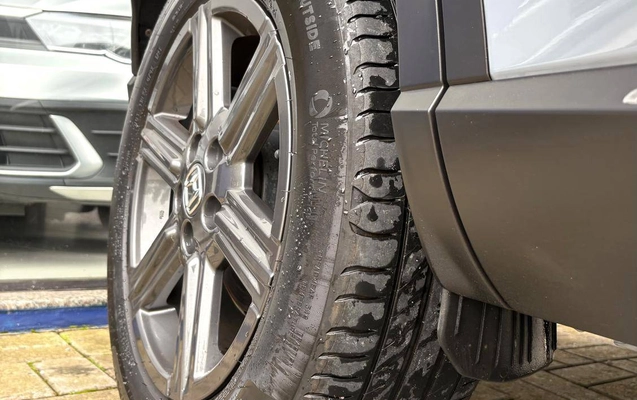 imagem-https://www.socarrao.com.br/sc-vehicle-images-prod/4426538/1792708582319-8d6fd81773d041a49acd1a82723cb752_1792696107174.jpg