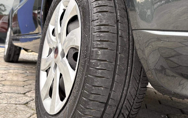 imagem-https://www.socarrao.com.br/sc-vehicle-images-prod/4426541/1792708583353-dbb4e9b6f61e4db882a889d71ab9d642_1792694602849.jpg