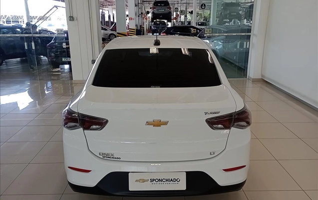 imagem-https://www.socarrao.com.br/sc-vehicle-images-prod/4426667/1792709938048-76891ada-fc96-42db-b4c1-279baa93926d20261022174212.jpeg