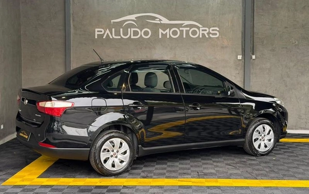 imagem-https://www.socarrao.com.br/sc-vehicle-images-prod/4426951/1792712971964-8585053_1_B_86c7e3d722.jpeg