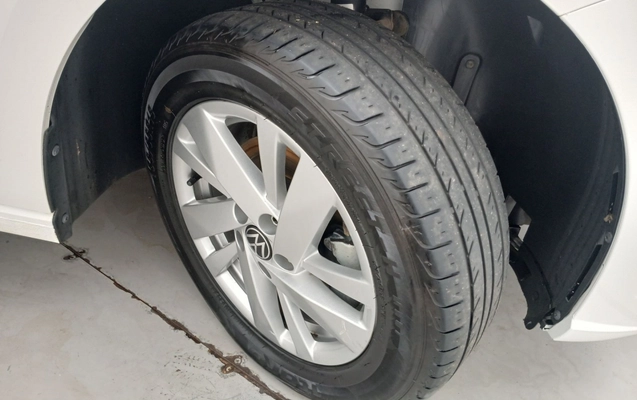 imagem-https://www.socarrao.com.br/sc-vehicle-images-prod/4427180/1792714975544-1_042315.jpg