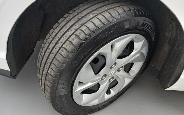 imagem-https://www.socarrao.com.br/sc-vehicle-images-prod/4428116/1792725162915-1_021204.jpg
