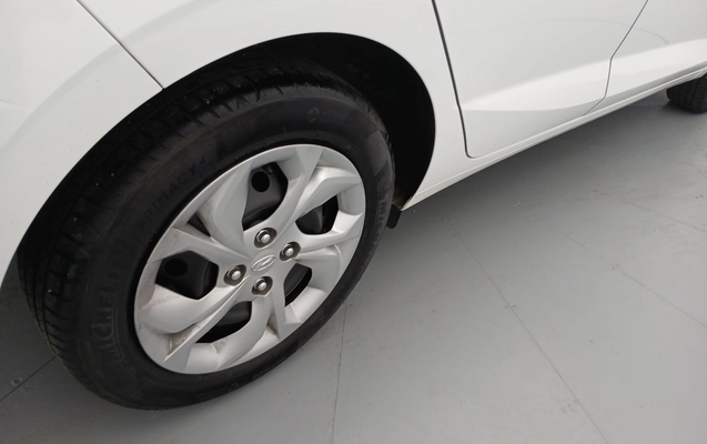 imagem-https://www.socarrao.com.br/sc-vehicle-images-prod/4428116/1792725162921-1_021206.jpg
