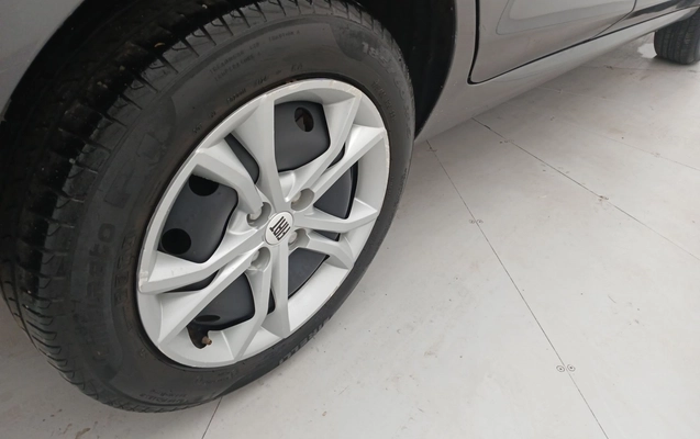 imagem-https://www.socarrao.com.br/sc-vehicle-images-prod/4428158/1792726612187-2_020042.jpg