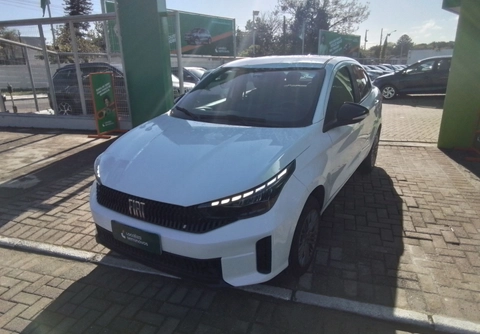 Fiat Cronos 2026 Branco — foto 1 de 3