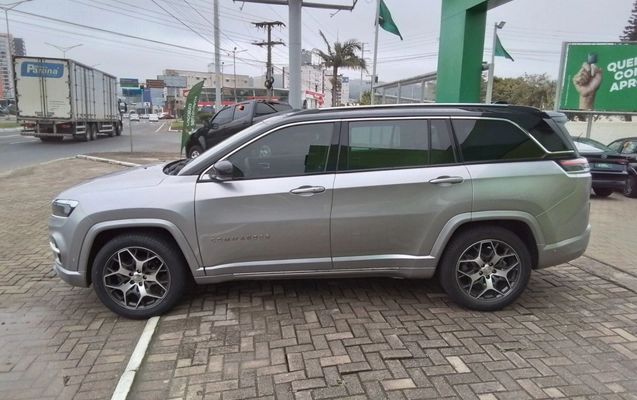imagem-https://www.socarrao.com.br/sc-vehicle-images-prod/4428283/1792727992975-1_011448.jpg