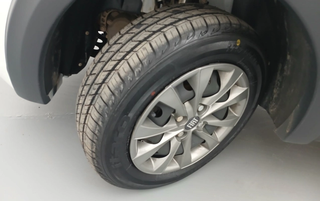imagem-https://www.socarrao.com.br/sc-vehicle-images-prod/4428294/1792728014752-1_100656.jpg