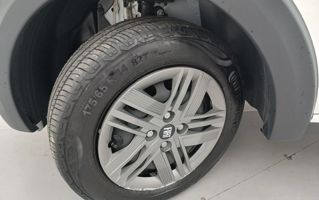imagem-https://www.socarrao.com.br/sc-vehicle-images-prod/4428576/1792728687013-2_092738.jpg