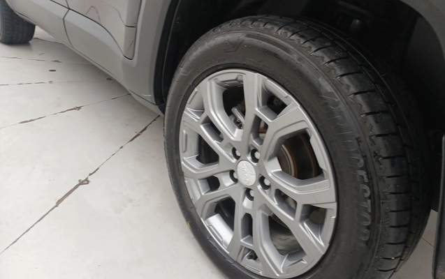 imagem-https://www.socarrao.com.br/sc-vehicle-images-prod/4428622/1792728723915-2_081318.jpg