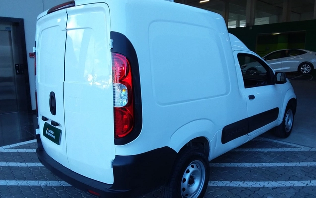 imagem-https://www.socarrao.com.br/sc-vehicle-images-prod/4428636/1792728731660-1_085021.jpg