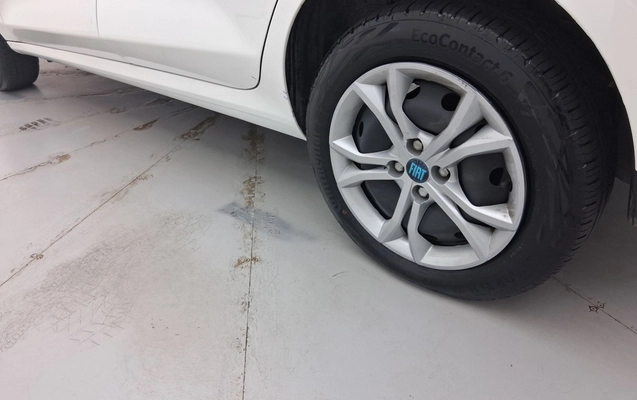 imagem-https://www.socarrao.com.br/sc-vehicle-images-prod/4428726/1792728919073-1_095431.jpg