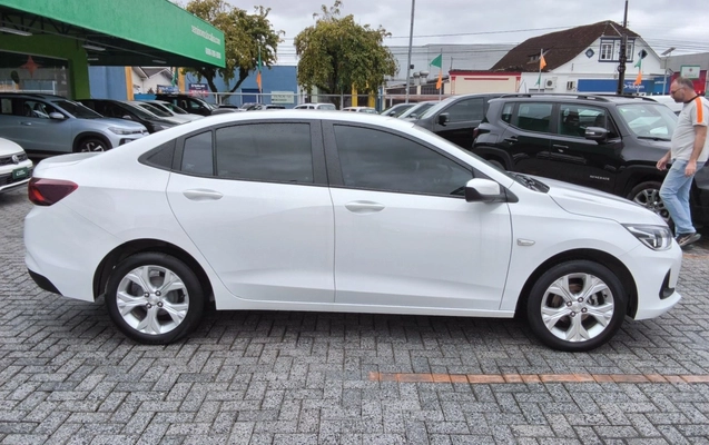 imagem-https://www.socarrao.com.br/sc-vehicle-images-prod/4428870/1792729331215-1_104416.jpg