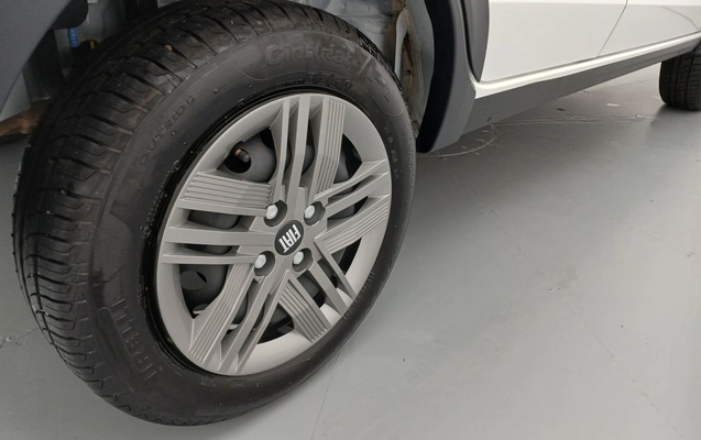 imagem-https://www.socarrao.com.br/sc-vehicle-images-prod/4429121/1792729774542-2_020056.jpg