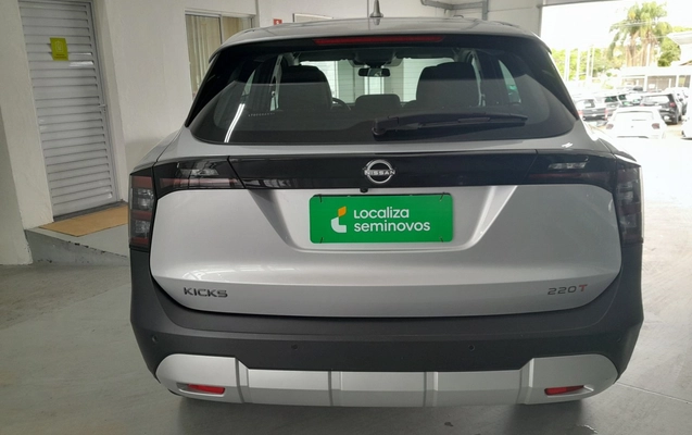 imagem-https://www.socarrao.com.br/sc-vehicle-images-prod/4429312/1792730139074-1_013348.jpg