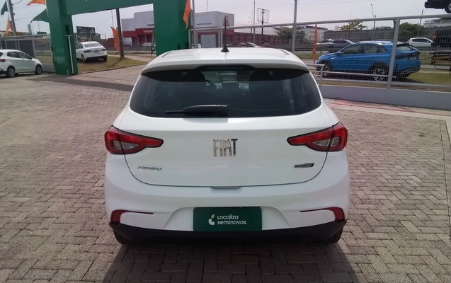 imagem-https://www.socarrao.com.br/sc-vehicle-images-prod/4429606/1792730986829-2_104703.jpg