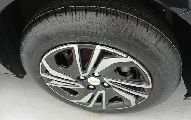 imagem-https://www.socarrao.com.br/sc-vehicle-images-prod/4429619/1792731016099-1_012330.jpg