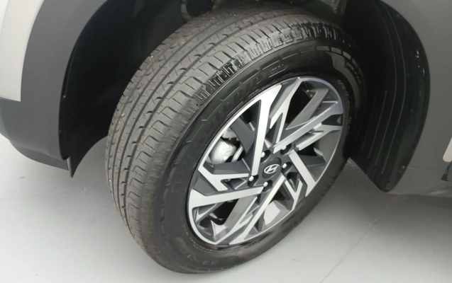 imagem-https://www.socarrao.com.br/sc-vehicle-images-prod/4429658/1792731060010-1_100700.jpg