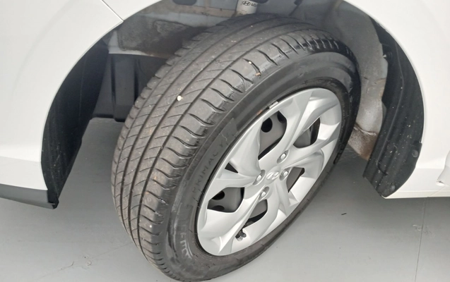 imagem-https://www.socarrao.com.br/sc-vehicle-images-prod/4429669/1792731078610-2_085125.jpg