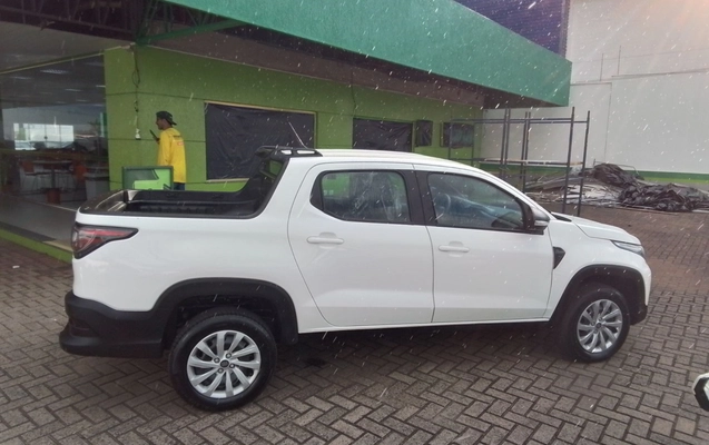 imagem-https://www.socarrao.com.br/sc-vehicle-images-prod/4429704/1792731162502-1_020704.jpg