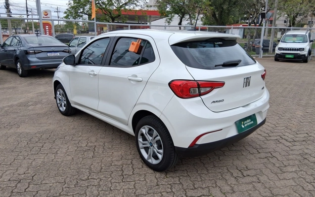imagem-https://www.socarrao.com.br/sc-vehicle-images-prod/4429845/1792731410612-1_014814.jpg