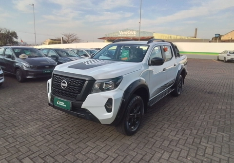 Nissan Frontier 2025 Branco — foto 1 de 3