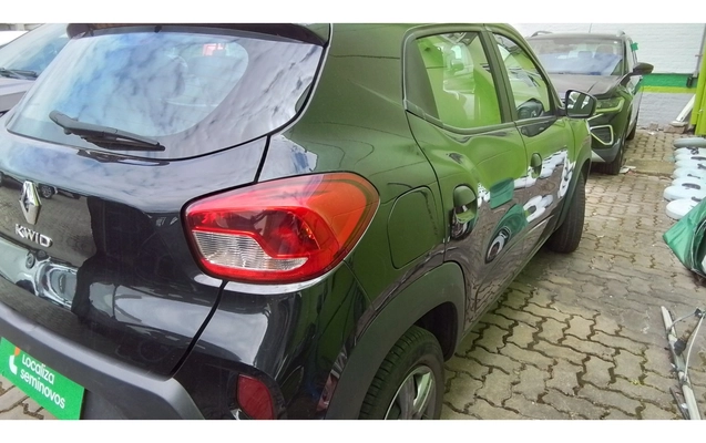 imagem-https://www.socarrao.com.br/sc-vehicle-images-prod/4430013/1792732324249-1_021402.jpg