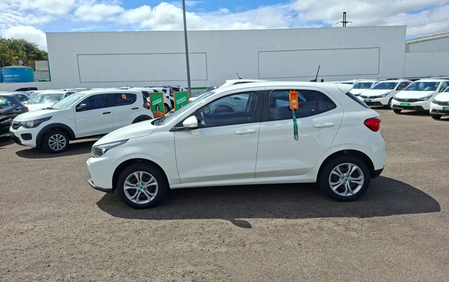 imagem-https://www.socarrao.com.br/sc-vehicle-images-prod/4430142/1792732444887-2_102409.jpg