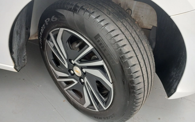 imagem-https://www.socarrao.com.br/sc-vehicle-images-prod/4430305/1792733433924-2_103339.jpg