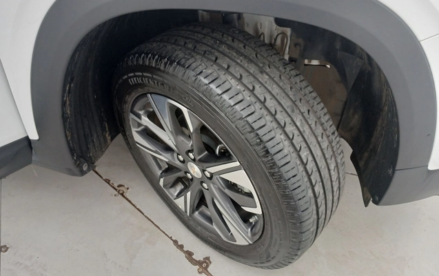imagem-https://www.socarrao.com.br/sc-vehicle-images-prod/4430468/1792733721169-1_052148.jpg