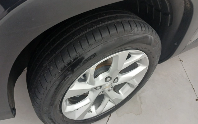 imagem-https://www.socarrao.com.br/sc-vehicle-images-prod/4430503/1792733754461-2_105742.jpg