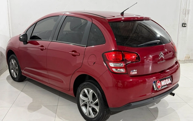 imagem-https://www.socarrao.com.br/sc-vehicle-images-prod/4430779/1792752377082-4013ec67fe4e46779c86298ab4298a10_1792701523925.jpg