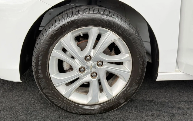 imagem-https://www.socarrao.com.br/sc-vehicle-images-prod/4430849/1792754162077-5867e111116249dd957fbd6e035899a2_1792704363113.jpg
