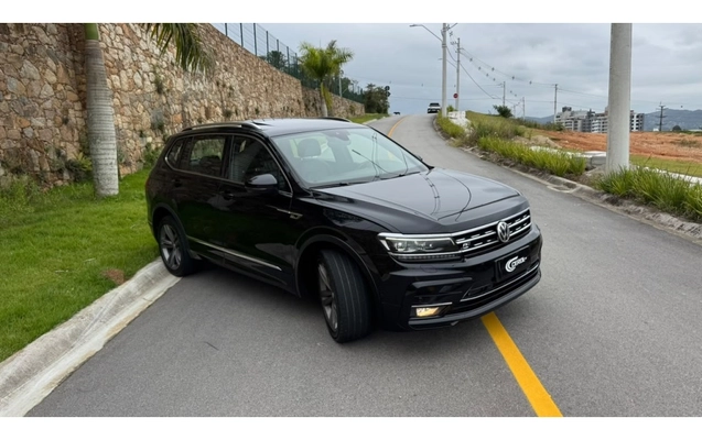 imagem-https://www.socarrao.com.br/sc-vehicle-images-prod/4430854/1792754942638-8_104716.jpg