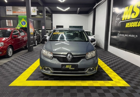 Renault Logan 2015 Cinza — foto 1 de 3