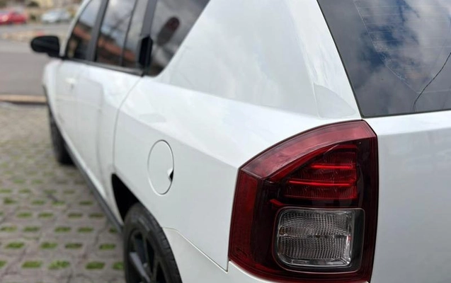 imagem-https://www.socarrao.com.br/sc-vehicle-images-prod/4430863/1792755962410-8548612_7_B_12fa03c63c.jpeg