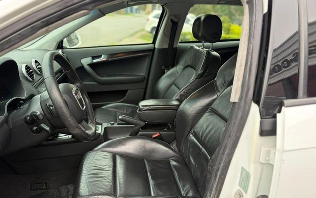 imagem-https://www.socarrao.com.br/sc-vehicle-images-prod/4430864/1792756001050-8468535_8_B_e21e25a8ea.jpeg