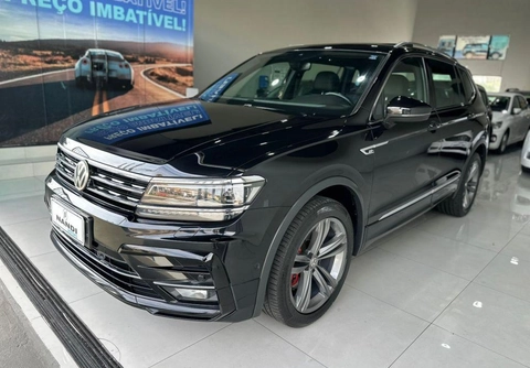 Volkswagen Tiguan 2019 Preto — foto 1 de 3