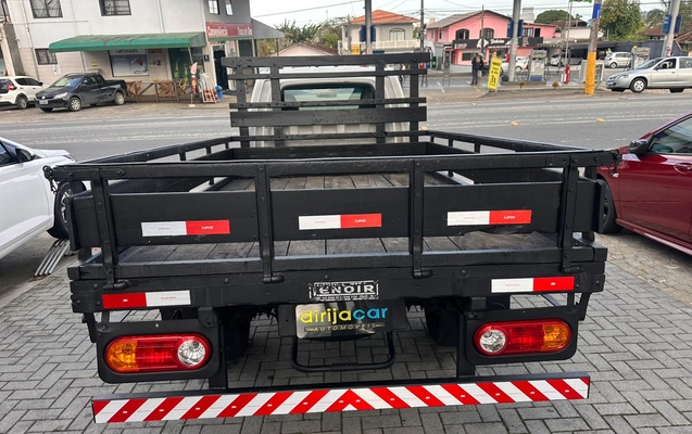 imagem-https://www.socarrao.com.br/sc-vehicle-images-prod/4430961/1792757510793-1b5a9531-ec53-443f-9a5a-392223de78f8.jpeg