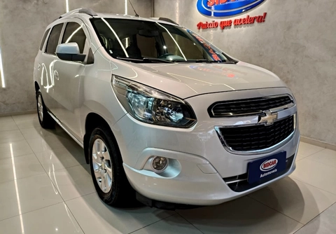 Chevrolet Spin 2017 Prata — foto 1 de 3