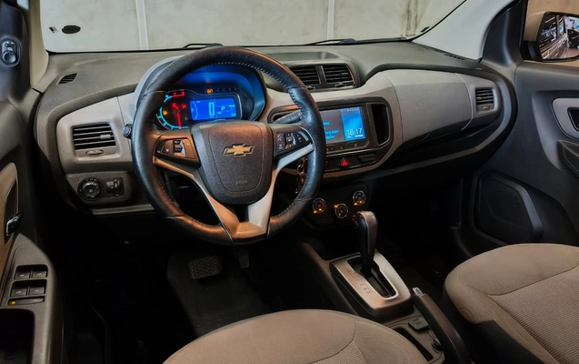 imagem-https://www.socarrao.com.br/sc-vehicle-images-prod/4431002/1792757731135-003_bd015c1ff5f663e8967f465de5e49e89.jpeg