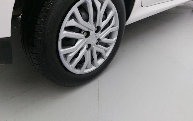 imagem-https://www.socarrao.com.br/sc-vehicle-images-prod/4431040/1792757918335-1_052803.jpg