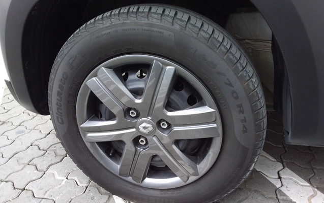 imagem-https://www.socarrao.com.br/sc-vehicle-images-prod/4431103/1792758121473-1_114531.jpg