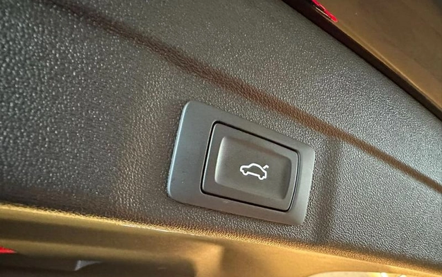 imagem-https://www.socarrao.com.br/sc-vehicle-images-prod/4431309/1792759193446-8267800_19_B_988c5f5657.jpeg