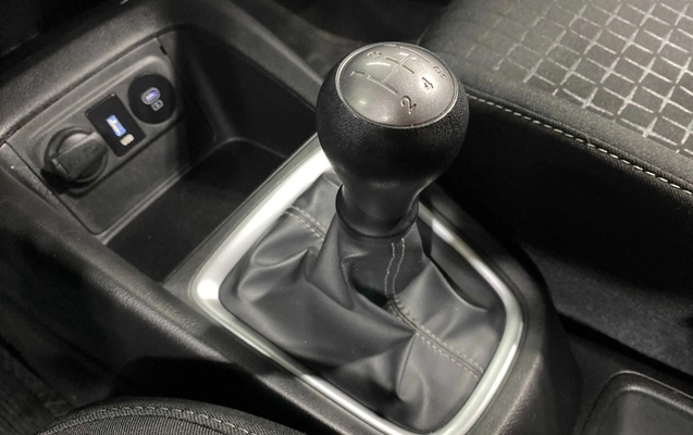 imagem-https://www.socarrao.com.br/sc-vehicle-images-prod/4431324/1792759232878-003_183e688a5371ccba753dfff20c83a99c.jpg
