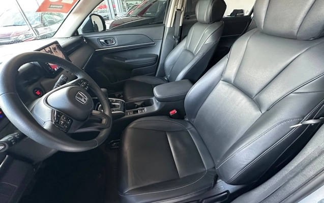 imagem-https://www.socarrao.com.br/sc-vehicle-images-prod/4431350/1792759371844-bVKu9acZTVa3u5bQdByYZxJmqnYOKwBq.jpg