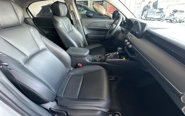 imagem-https://www.socarrao.com.br/sc-vehicle-images-prod/4431350/1792759371846-ow7MuId3InVsqJaKHkHfsFURbijGxUif.jpg
