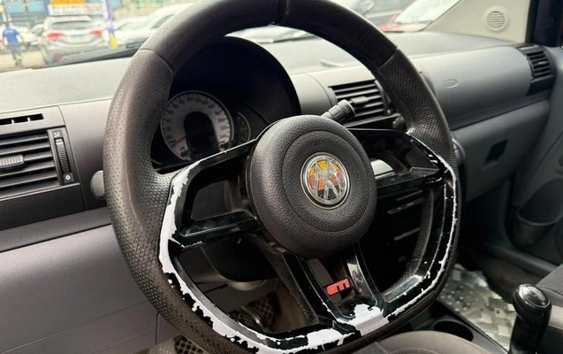 imagem-https://www.socarrao.com.br/sc-vehicle-images-prod/4431365/1792759548380-8596079_5_B_c533e58cce.jpeg