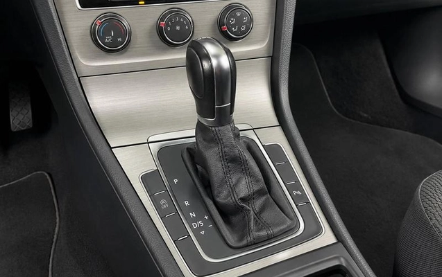 imagem-https://www.socarrao.com.br/sc-vehicle-images-prod/4431384/1792759630514-8598837_4_B_aa56a7f26d.jpeg