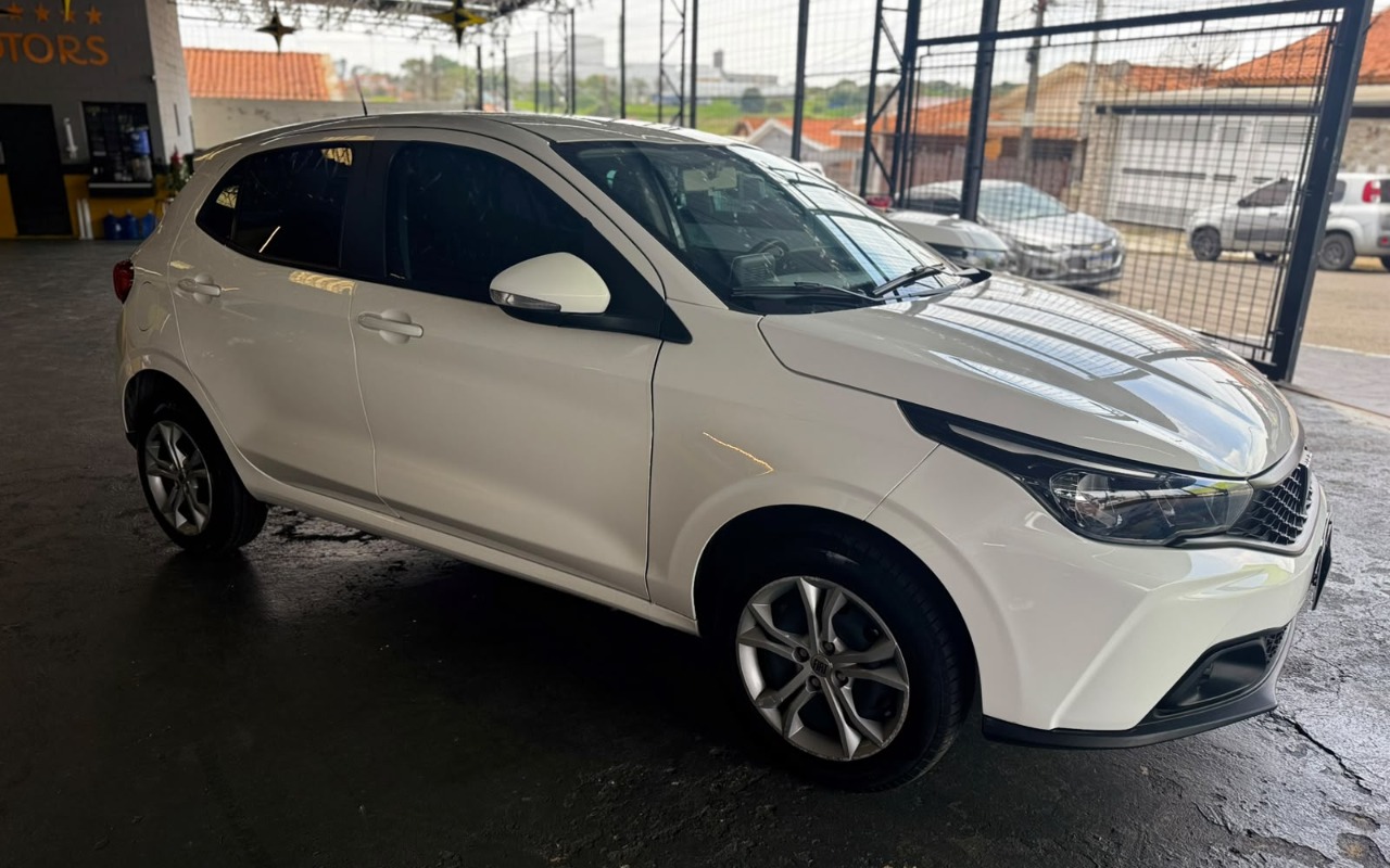 imagem-https://www.socarrao.com.br/sc-vehicle-images-prod/4431389/1792759771055-V2hhdHNBcHAgSW1hZ2UgMjAyNi0xMC0xNSBhdCAxNi4wNC4xMSAoMSkuanBlZw.jpeg