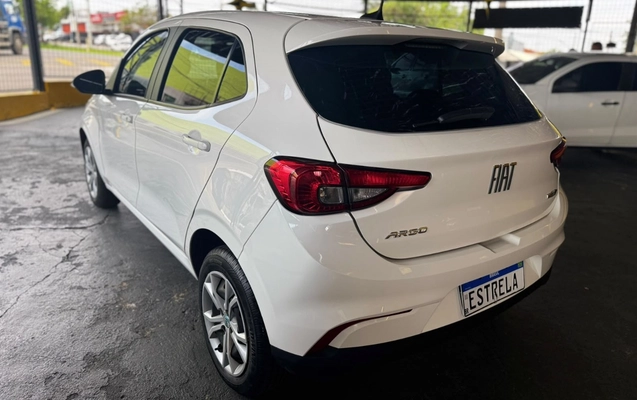 imagem-https://www.socarrao.com.br/sc-vehicle-images-prod/4431389/1792759771290-V2hhdHNBcHAgSW1hZ2UgMjAyNi0xMC0xNSBhdCAxNi4wNC4xMiAoMSkuanBlZw.jpeg